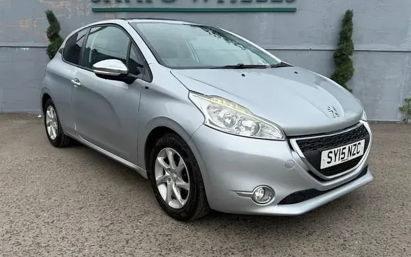 Usado Peugeot 208 Style 82 HP (60 kW) 2014 Citadino