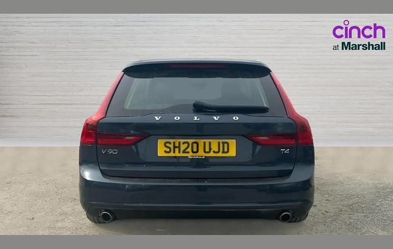 Used Volvo V90 Momentum 254 HP (186 kW) 2020 Blue Estate