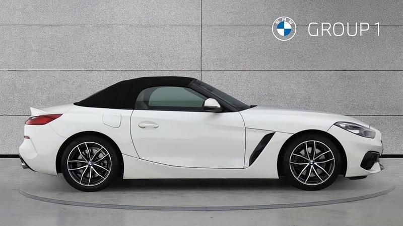 Used BMW Z4 Sport Line 194 HP (142 kW) 2022 White Cabriolet
