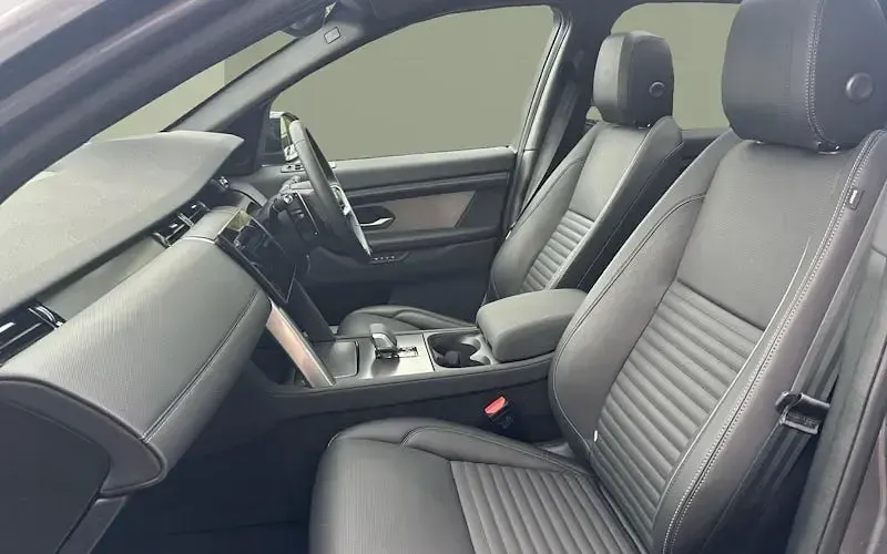 Used Land Rover Discovery Sport SE Dynamic 204 HP (150 kW) 2024 Other SUV