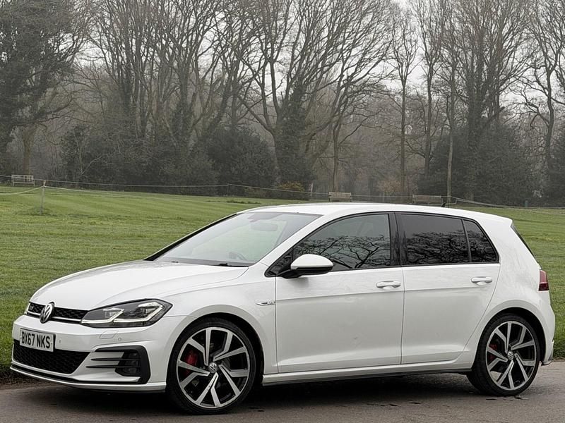 Used VW Golf VII GTD 184 HP (135 kW) 2017 White Hatchback