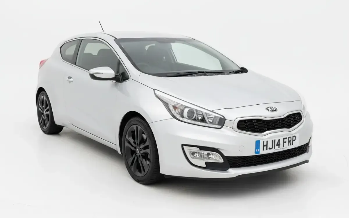 Used Kia ProCeed 2014 Silver Hatchback