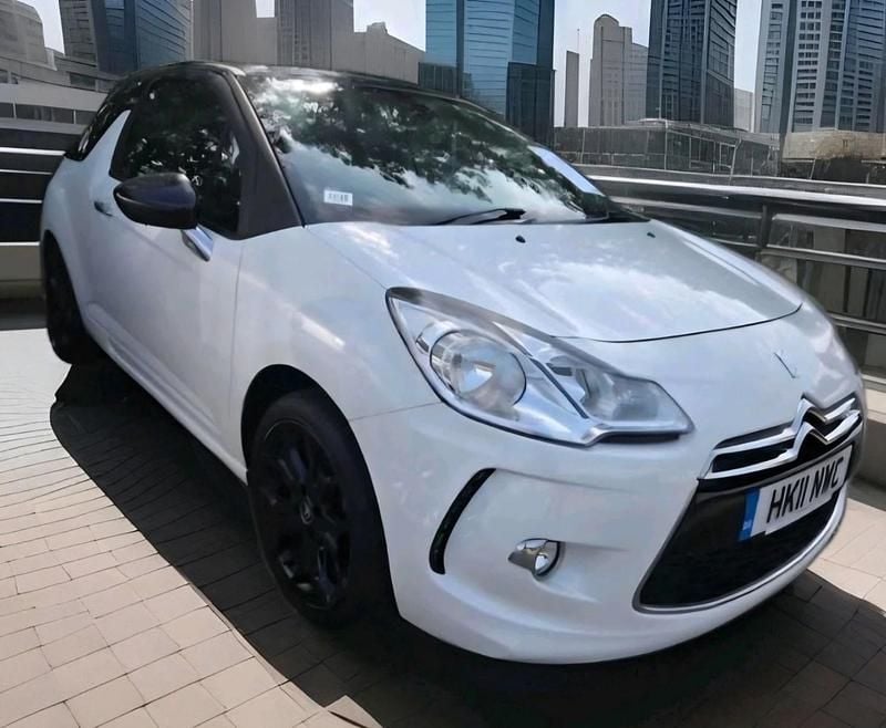 White Used 2011 Citroën DS3 Hatchback | £1,490 (A bit pricey) - Image 1/4