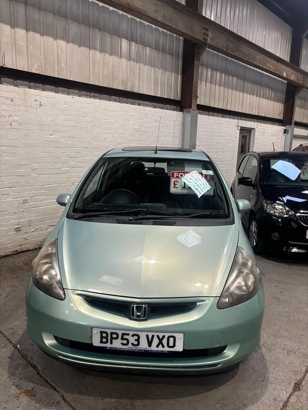 Used Honda Jazz SE 82 HP (60 kW) 2004 Green Hatchback
