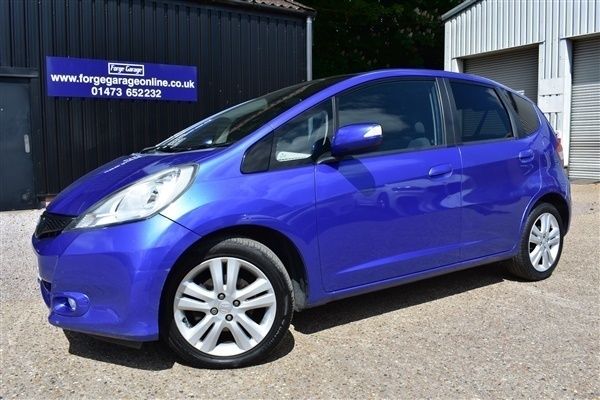 Blue Used 2011 Honda Jazz EX Hatchback | £3,995 (Fair price) - Image 1/1