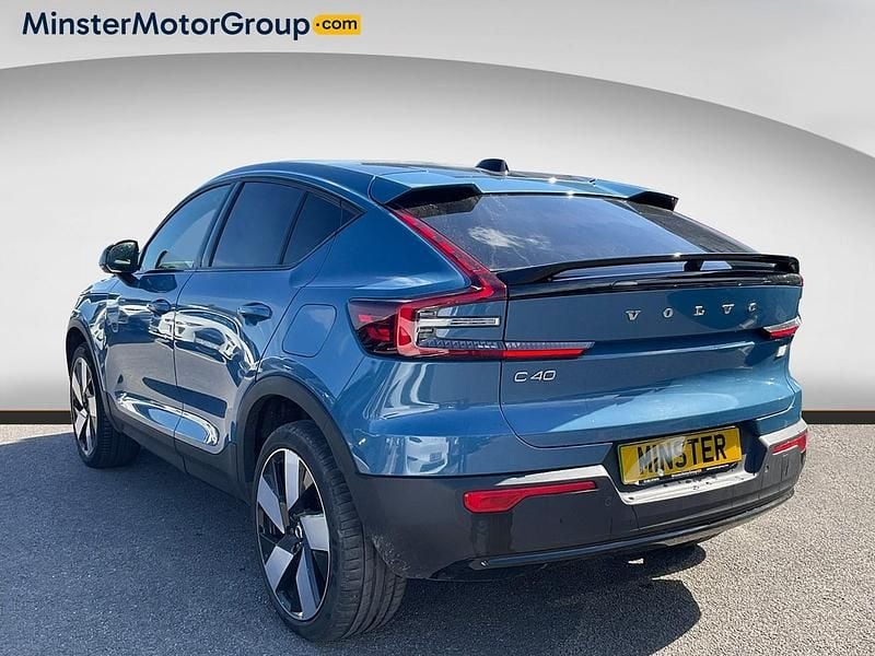 Usado Volvo C40 Ultimate 169 kW (231 CV) 2023 Azul SUV