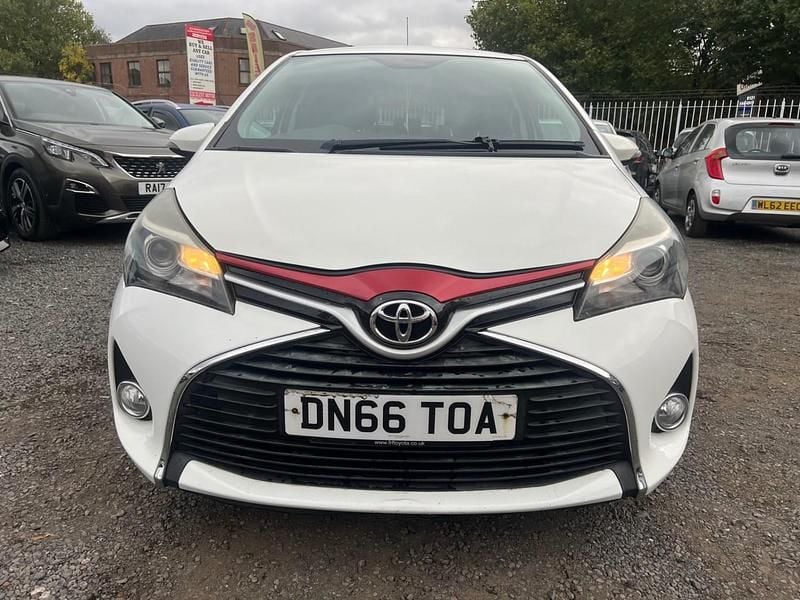 White Used 2016 Toyota Yaris Hatchback | £4,250 (Super price) - Image 1/4