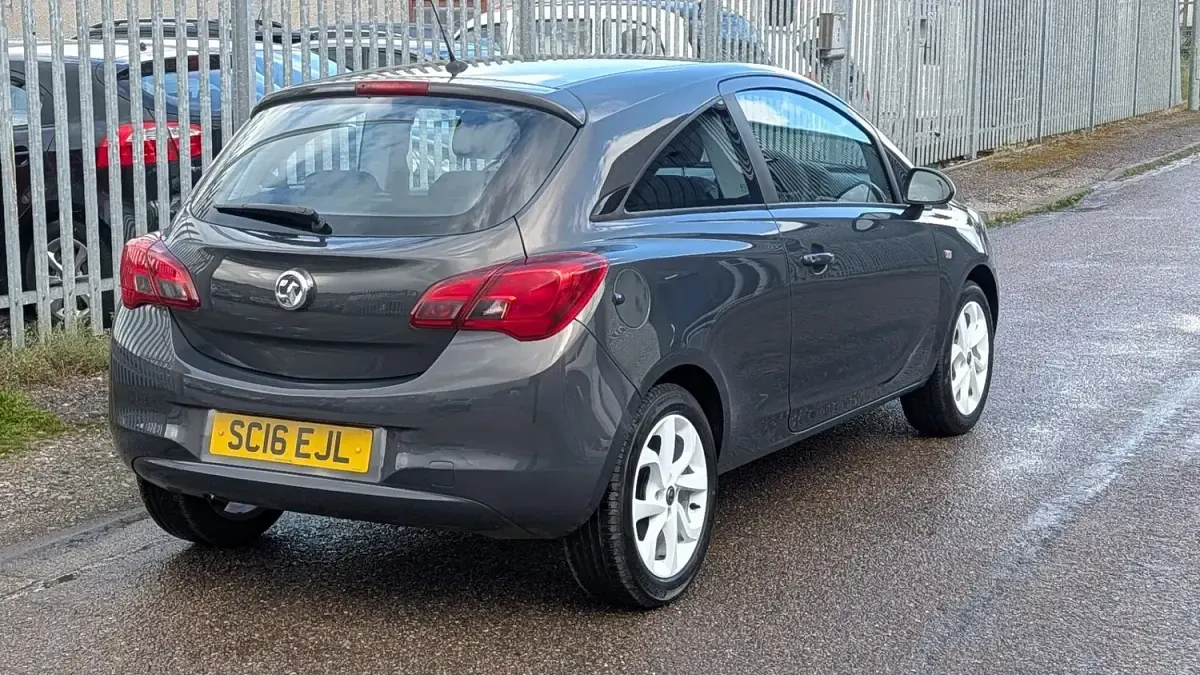 Used Vauxhall Corsa 75 HP (55 kW) 2016 Grey Hatchback