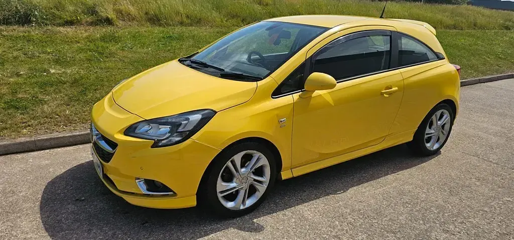 Used Vauxhall Corsa SRi 2015 Yellow Hatchback