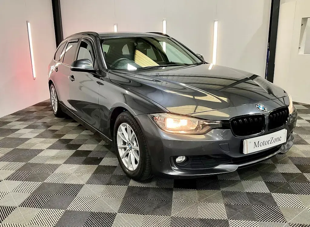 Begagnad BMW 320 Efficient Dynamics 161 HK (118 kW) 2015 Grå Kombi
