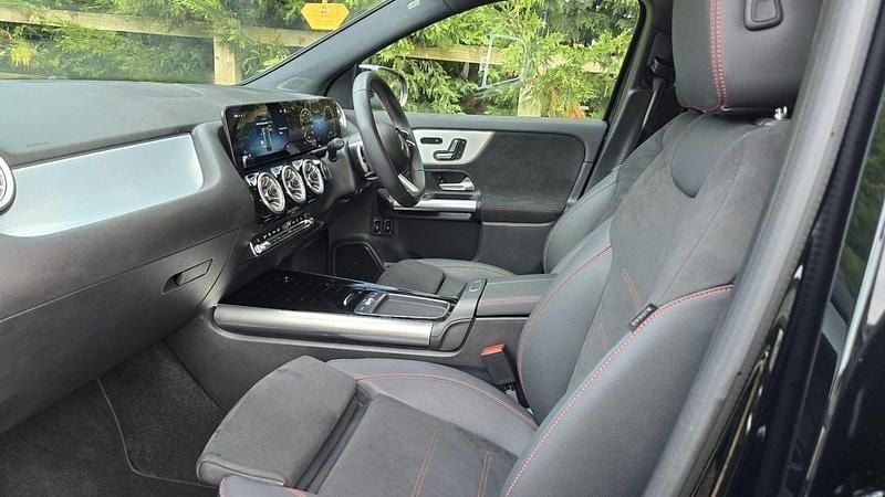 Used Mercedes GLA250 AMG line 2024 Black SUV