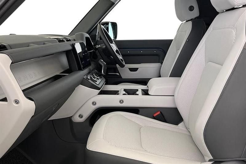 Used Land Rover Defender SE Dynamic 249 HP (183 kW) 2025 Blue SUV