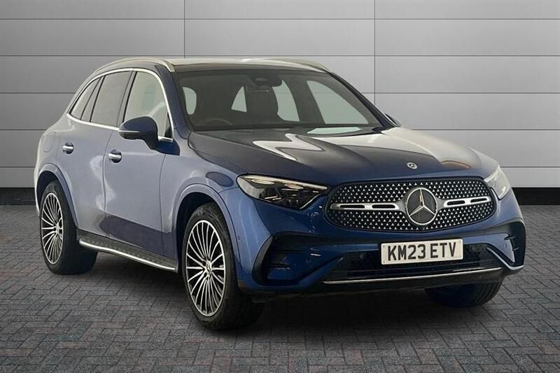 Spectral blue Used 2023 Mercedes 300 AMG Line Premium Plus Estate | £49,495 (Fair price) - Image 1/4