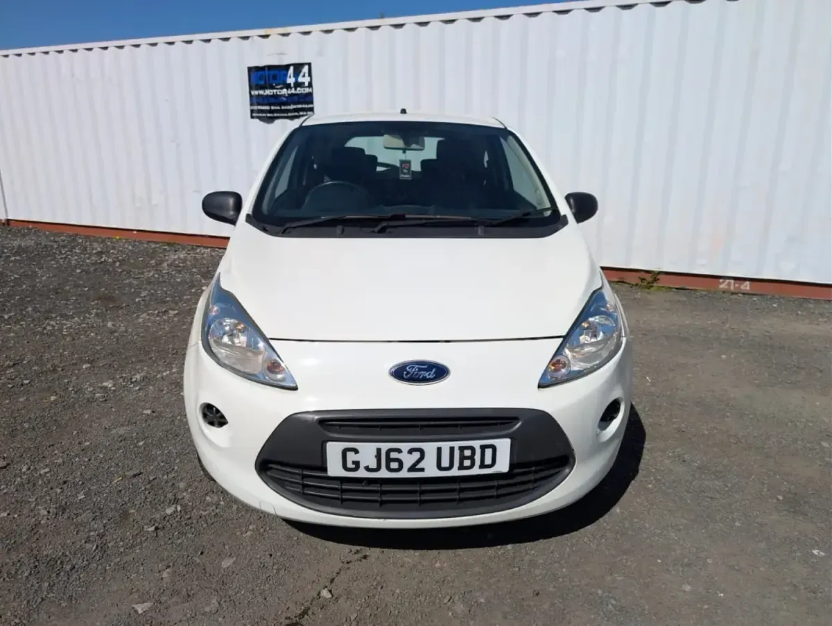 Begagnad Ford Ka Studio 69 HK (50 kW) 2012 Vit Halvkombi