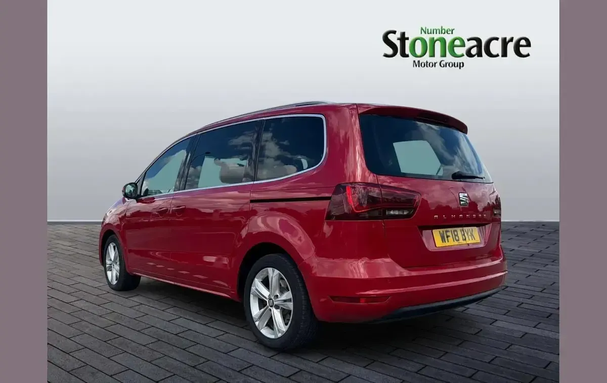 Used Seat Alhambra Ecomotive 150 HP (110 kW) 2018 Red MPV