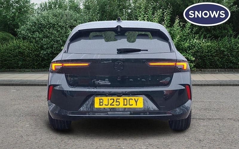 Used Vauxhall Astra Ultimate 131 HP (96 kW) 2026 Hatchback