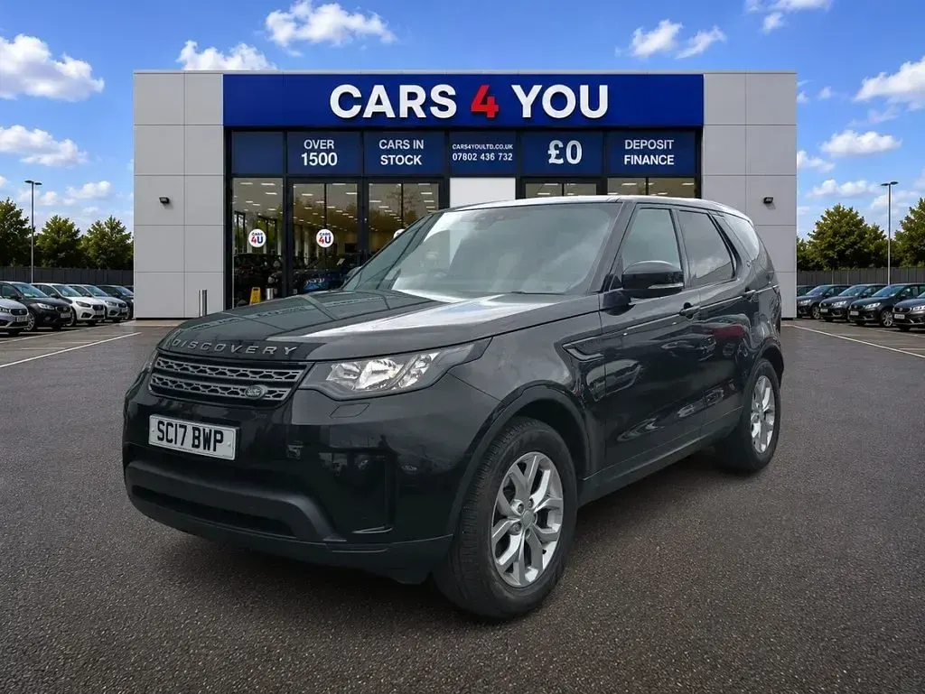 Used Land Rover Discovery 5 S 240 HP (176 kW) 2017 Black SUV