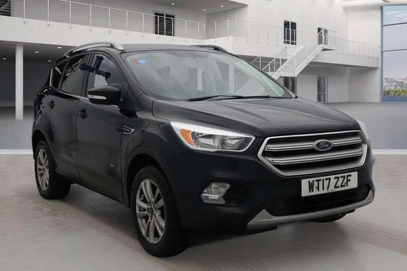 Used Ford Kuga Zetec 150 HP (110 kW) 2017 Black SUV