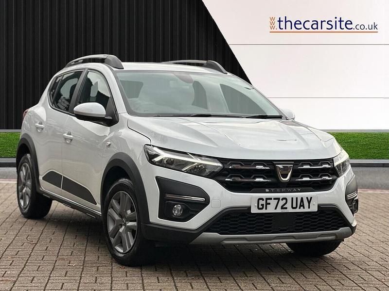 White Used 2022 Dacia Sandero Comfort Hatchback | £13,995 (Expensive) - Image 1/3