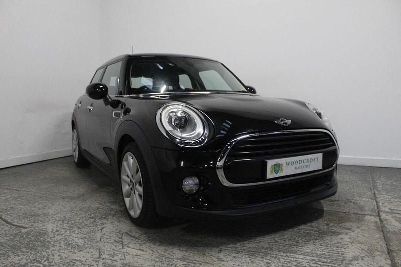 Black Used 2018 Mini Cooper D Hatch Hatchback | £9,495 (Fair price) - Image 1/3