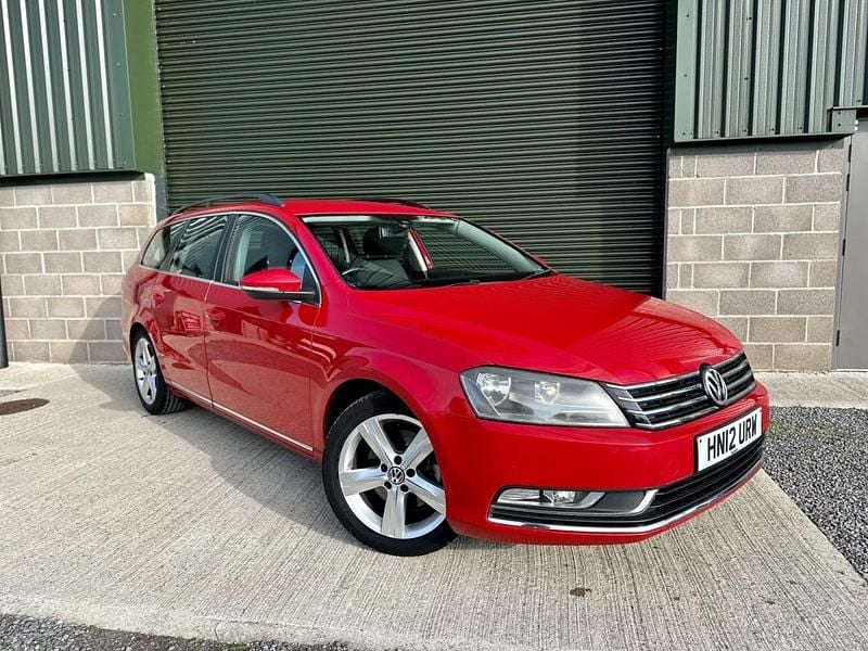 Red Used 2012 VW Passat SE Estate | £2,500 (Fair price) - Image 1/4