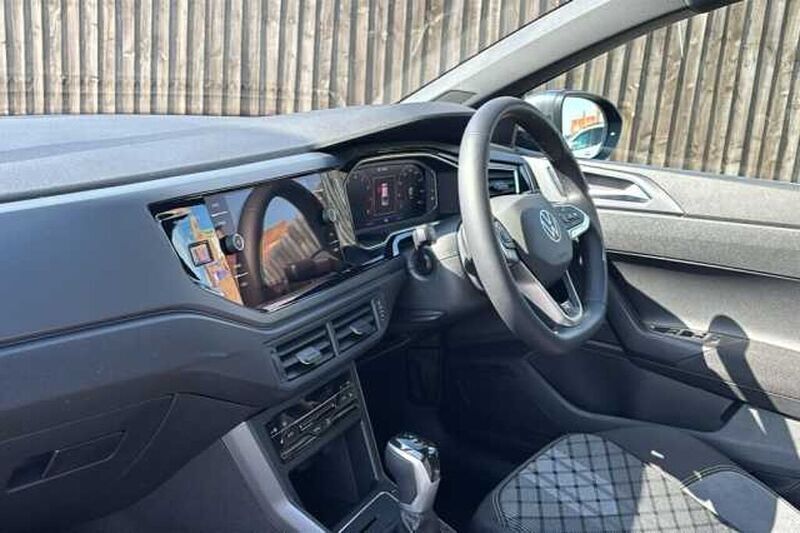 Image 2/4