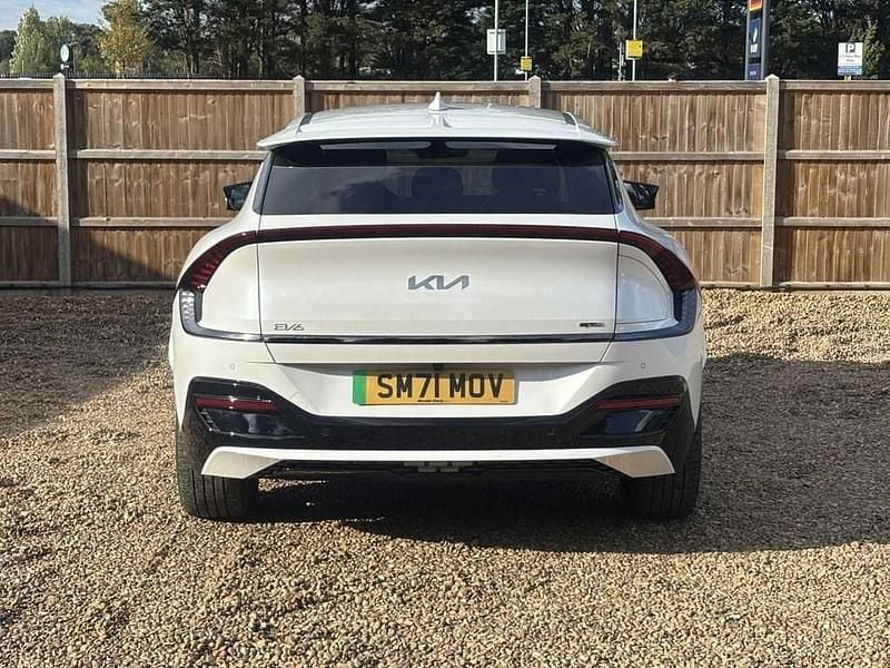 Used Kia EV6 GT-Line 236 kW (321 HP) 2022 White SUV