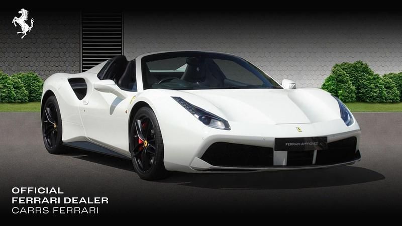Used Ferrari 488 670 HP (492 kW) 2018 White Cabriolet