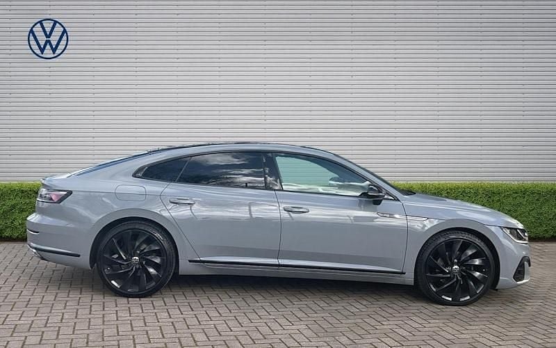 Used VW Arteon R-line 190 HP (139 kW) 2024 Estate