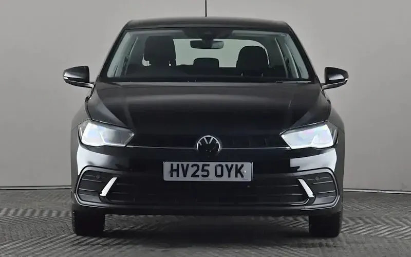 Used VW Polo Life 80 HP (58 kW) 2025 Black Hatchback