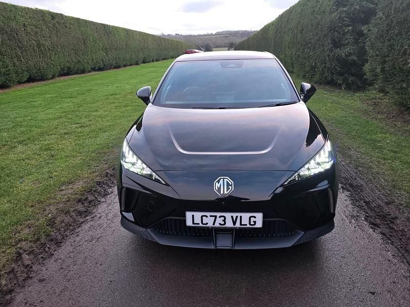 Used MG MG4 EV Trophy 2023 Black Hatchback