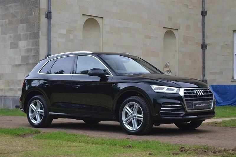Black Used 2018 Audi Q5 S-Line SUV | £18,495 (Fair price) - Image 1/4