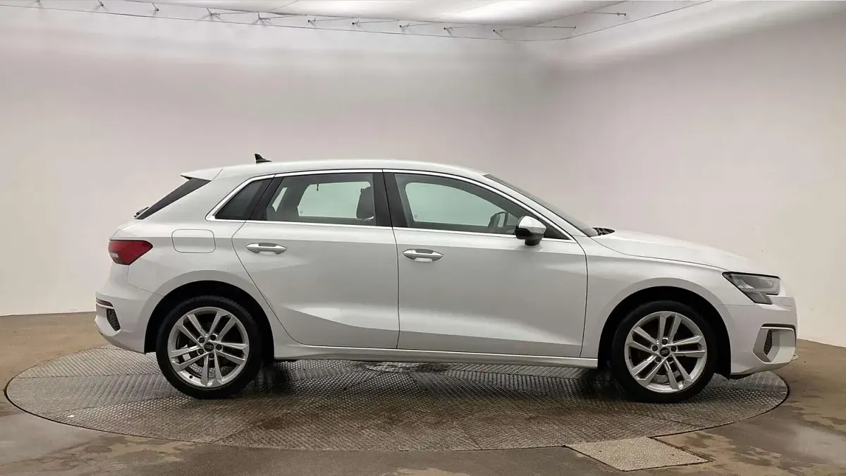 Used Audi A3 Sport 110 HP (80 kW) 2023 White Sedan