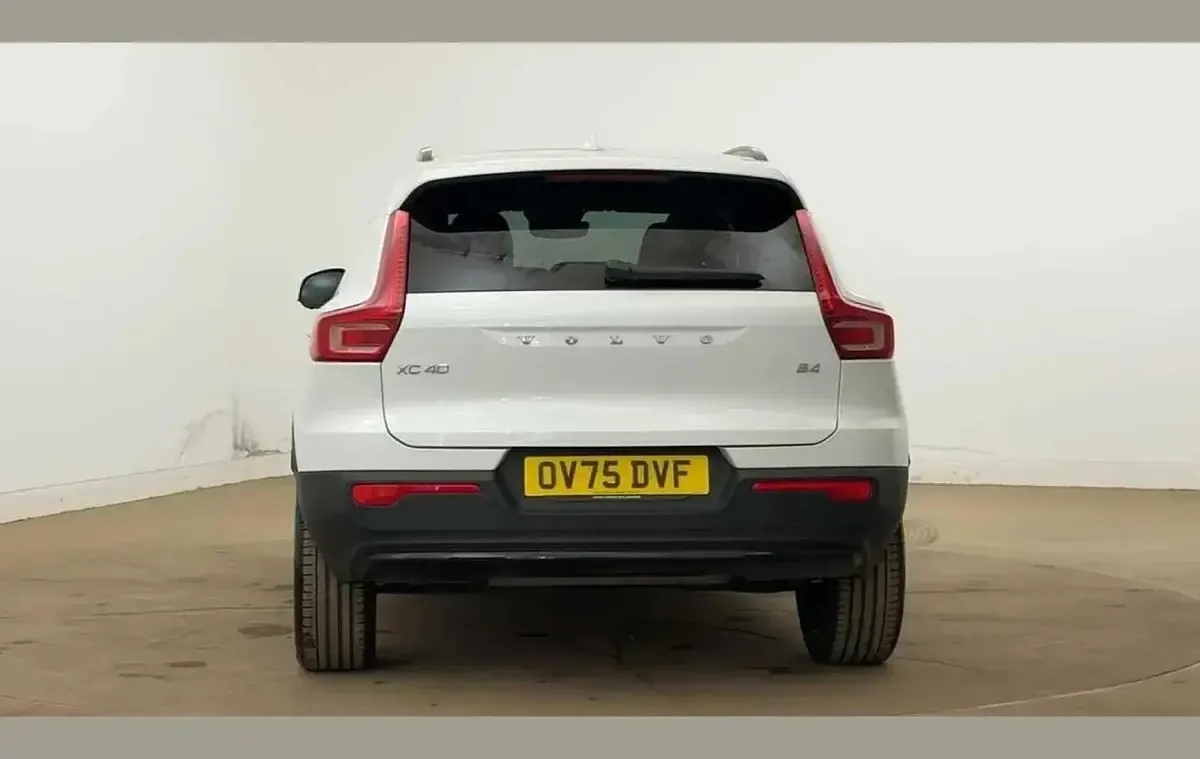 Used Volvo XC40 Ultra 194 HP (142 kW) 2025 White SUV