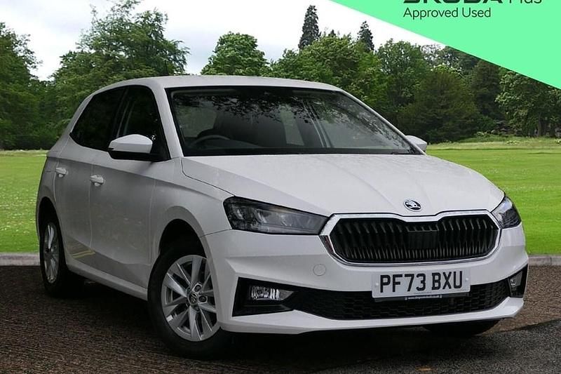 White Used 2024 Skoda Fabia Comfort Hatchback | £14,195 (Fair price) - Image 1/1