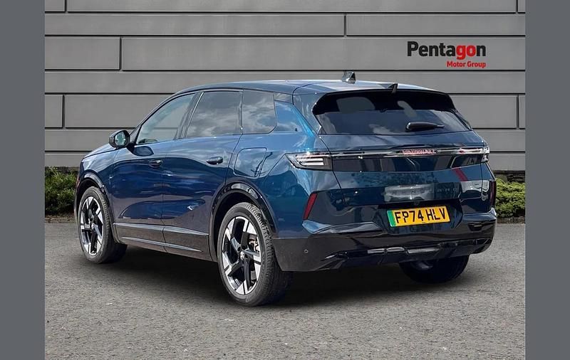 Used Vauxhall Grandland Ultimate 157 kW (214 HP) 2024 Blue SUV