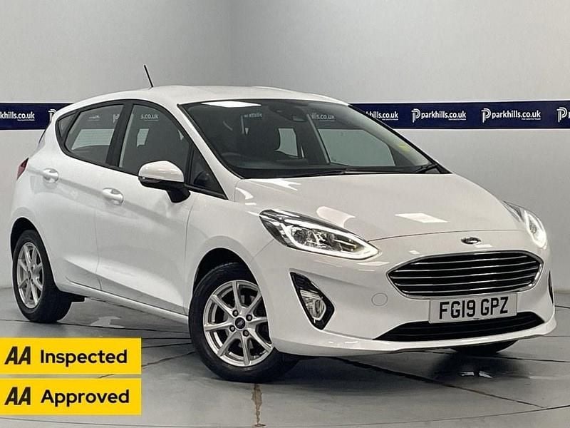 White Used 2019 Ford Fiesta Zetec Hatchback | £9,270 (Good price) - Image 1/4