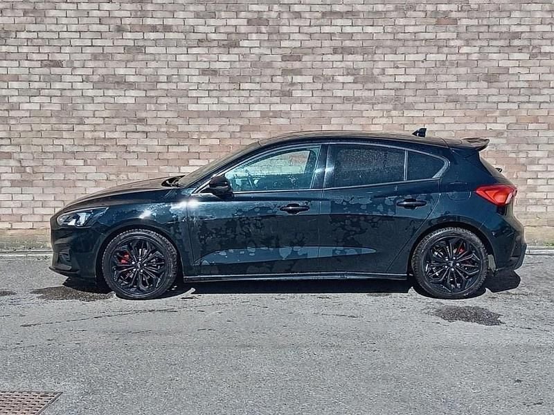 Used Ford Focus ST-Line X 182 HP (133 kW) 2019 Black Hatchback