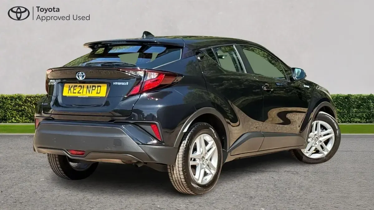 Used Toyota C-HR 122 HP (89 kW) 2021 Eclipse black SUV