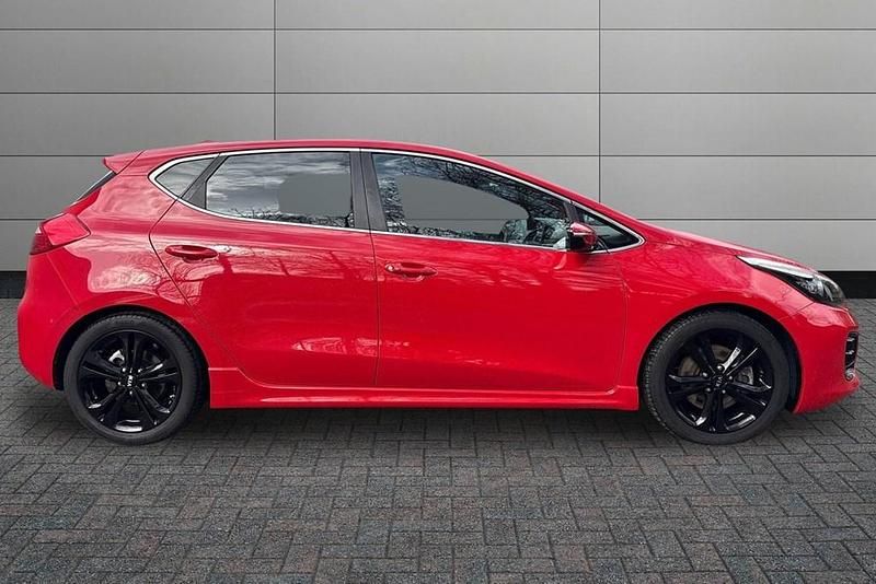 Usado Kia Ceed GT-Line 2018 Vermelho Citadino