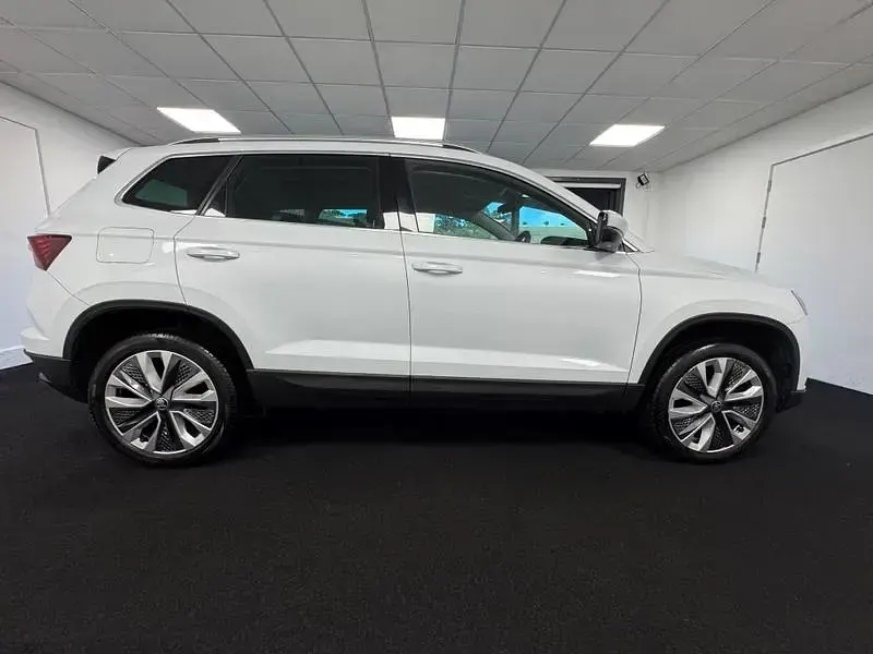 Used Skoda Karoq SE L 150 HP (110 kW) 2023 White SUV