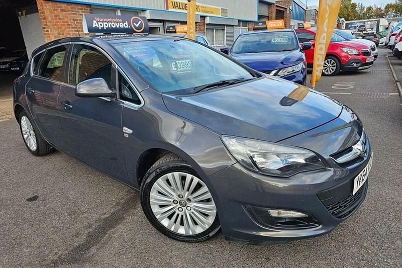 Grey Used 2014 Vauxhall Astra Excite Hatchback | £3,995 (Fair price) - Image 1/1