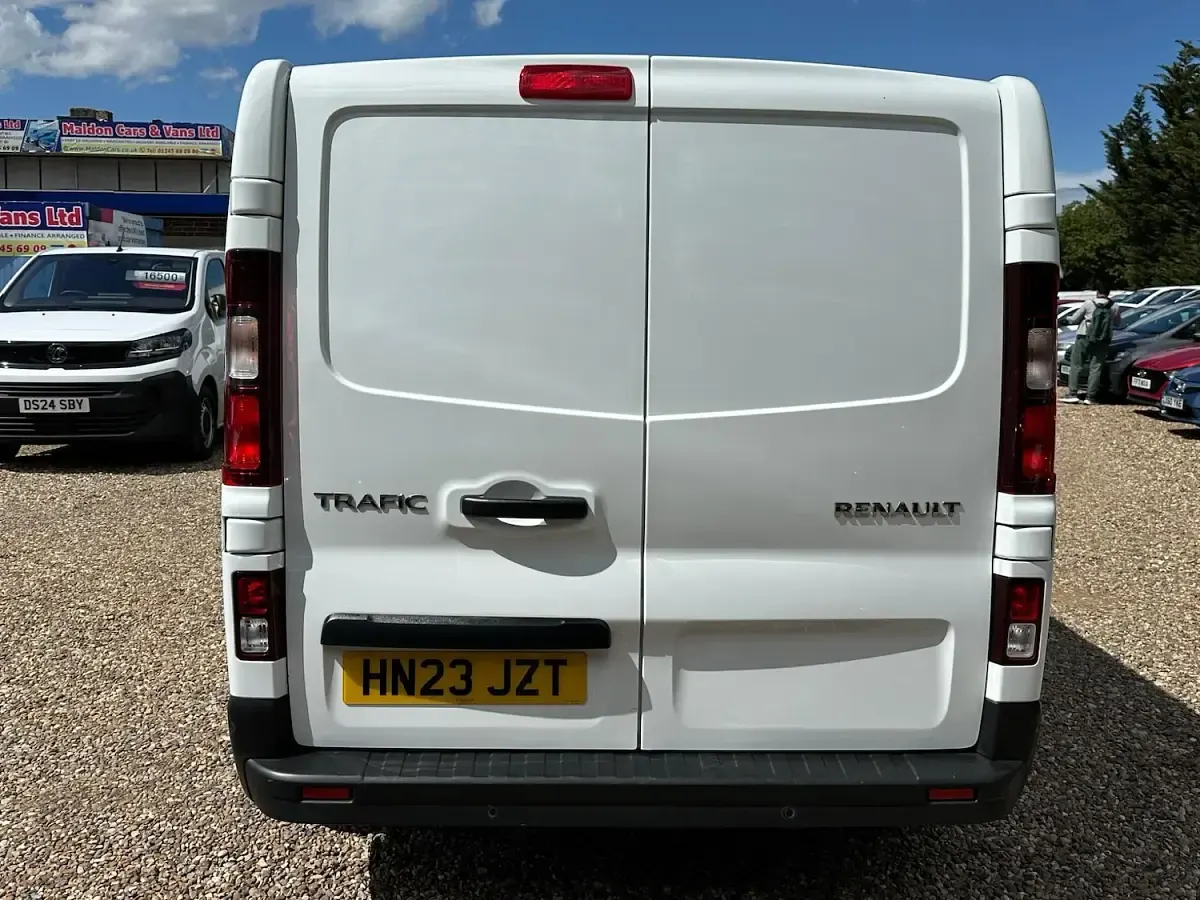 Used Renault Trafic Business 2023 White MPV