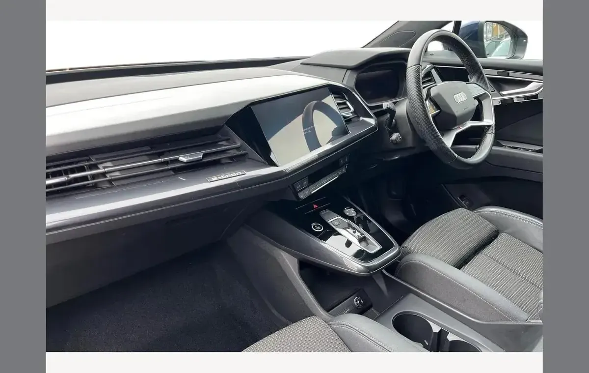 Used Audi Q4 e-tron S-Line 150 kW (204 HP) 2023 Blue SUV