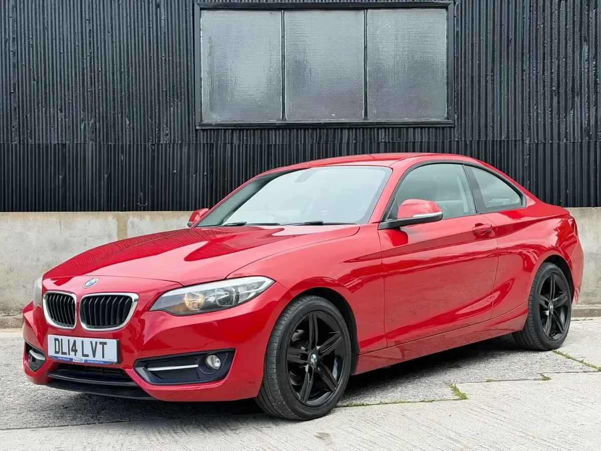 Used BMW 218 Sport Line 2014 Red Coupe