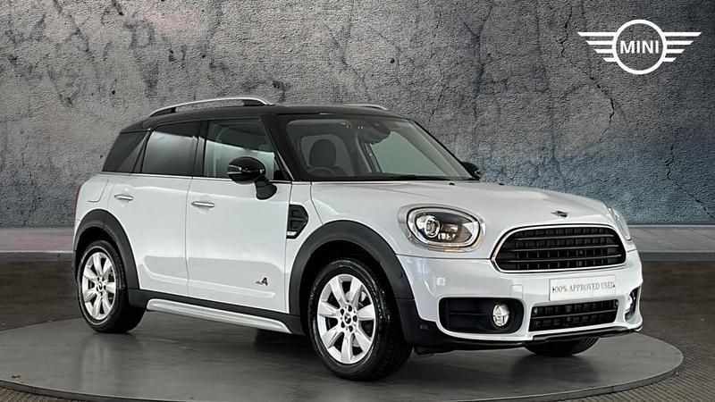 White Used 2018 Mini Cooper Countryman SUV | £15,295 (Fair price) - Image 1/4