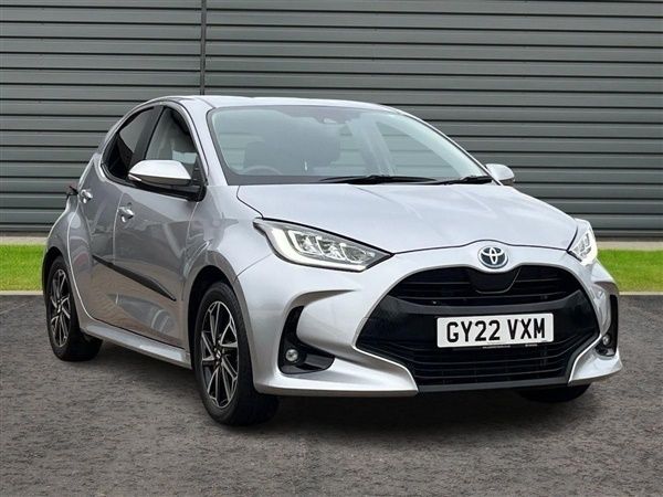 Silver Used 2022 Toyota Yaris Design Hatchback | £17,995 (Fair price) - Image 1/1