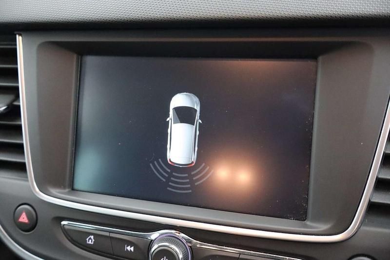 Used Vauxhall Crossland X Elite 81 HP (59 kW) 2019 Red SUV