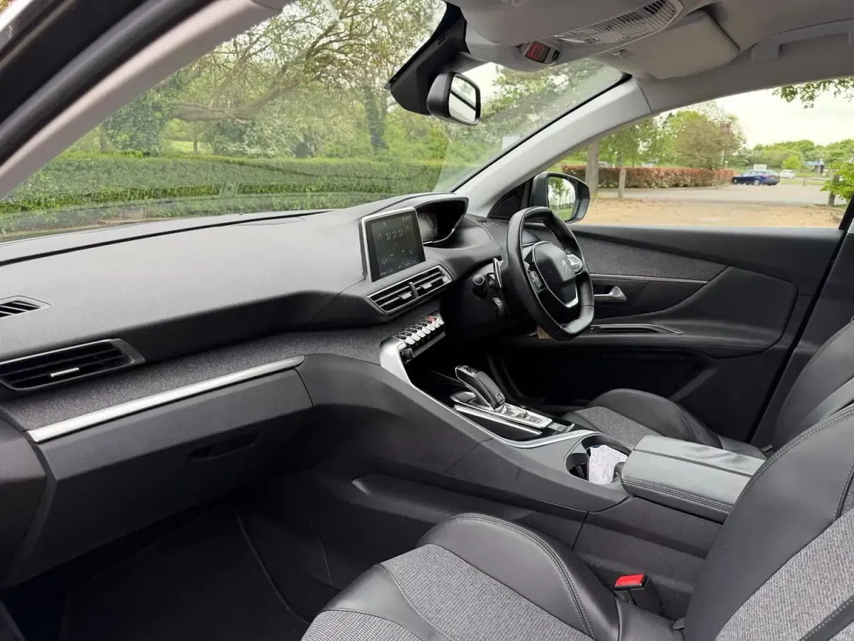Used Peugeot 3008 Allure 2018 Grey SUV