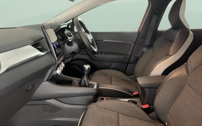 Red/black Used 2020 Renault Captur Version S SUV | £11,884 (Fair price) - Image 1/2